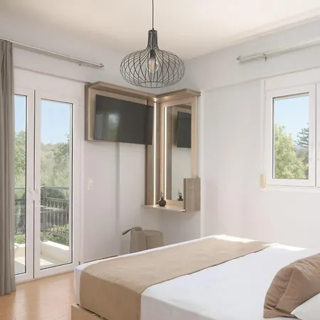 Christina Ii,walking Distance To Sandy Beach, By Thinkvilla Villa *