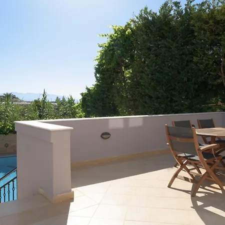 Christina Ii,walking Distance To Sandy Beach, By Thinkvilla Pangalochori