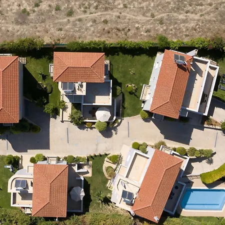 Villa Christina Ii,walking Distance To Sandy Beach, By Thinkvilla Pangalochori
